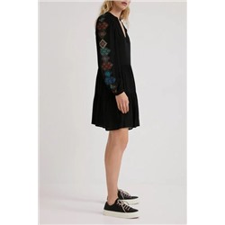 Vestido mangas étnicas