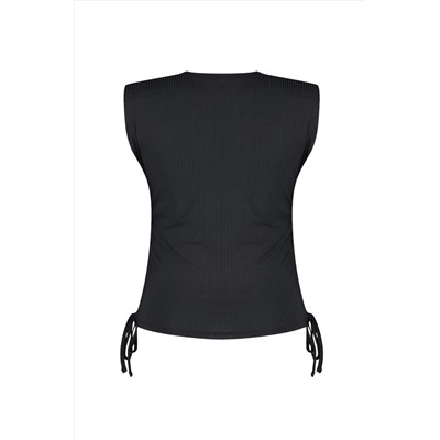 Siyah Yanları Büzgülü Vatkalı Örme Crop Büyük Beden Bluz TBBSS23AF00011