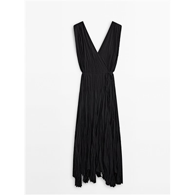 Vestido cruzado plisado