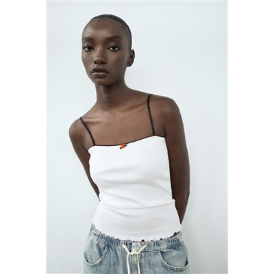 RIBBED STRAPPY TOP WITH FLOWER DETAIL