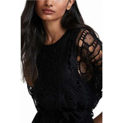 Vestido estilo crochet Johnson Hartig