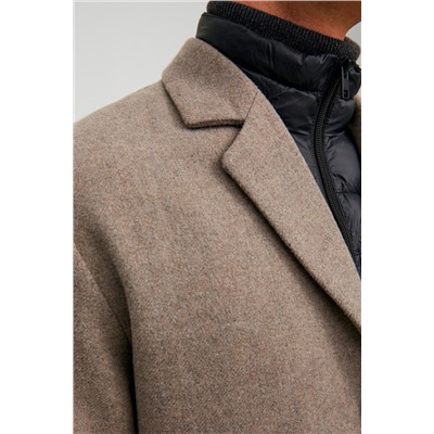 Chaqueta efecto doble prenda Hueso
