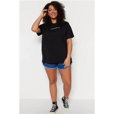 Siyah Boyfriend Fit Slogan Baskılı Bisiklet Yaka %100 Pamuk Örme Büyük Beden T-Shirt TBBSS23BF00022