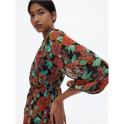 Gemustertes kleid
