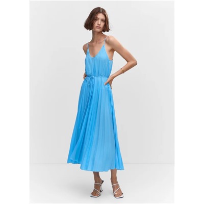 Vestido plisado cordón