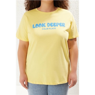Sarı Slogan Baskılı Boyfriend %100 Pamuk Örme Büyük Beden T-shirt TBBSS24BF00036