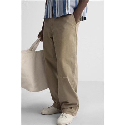 PANTALÓN CHINO WIDE FIT