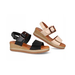 4562 - DIGO DIGO
                SANDALIAS DE CUÑA