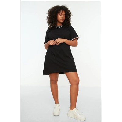 Siyah Bisiklet Yaka %100 Pamuk Kolları Biye Detaylı Örme Büyük Beden T-shirt Elbise TBBSS22EL1591