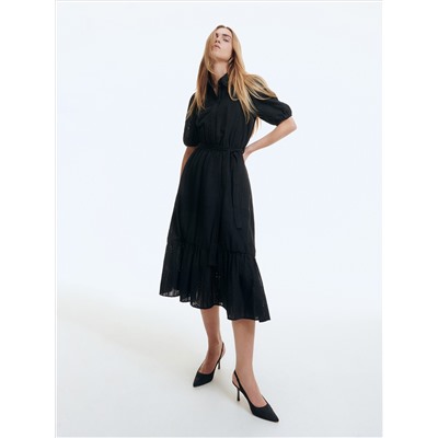 Kleid mit Lochmuster