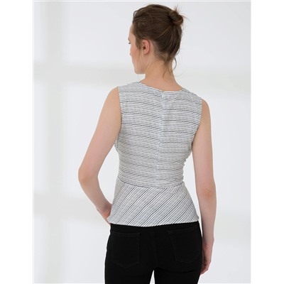 Beyaz Slim Fit Kolsuz Bluz