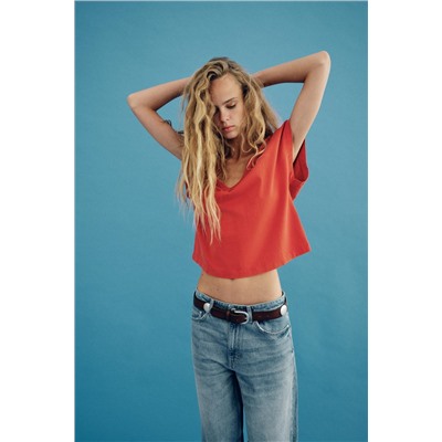 FADED-EFFECT T-SHIRT WITH A V-NECKLINE