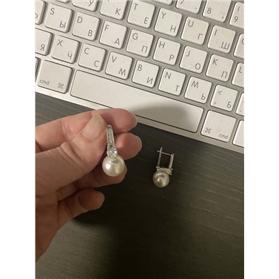 Серьги из серебра с жемчугом и фианитами родированные 925 пробы 2-294р100100