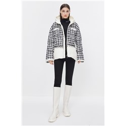 Anorak con capucha Negro y blanco