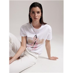 Übergroßes bedrucktes T-Shirt
