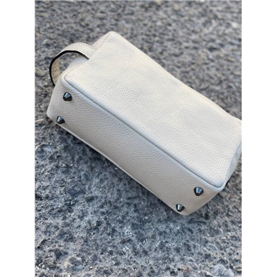 AB.Z · Pelle · 22-13 (320)