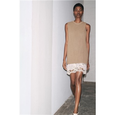 CONTRAST KNIT DRESS