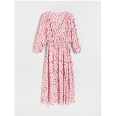 Gemustertes kleid