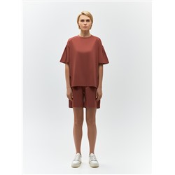 Футболка со сборками на рукавах