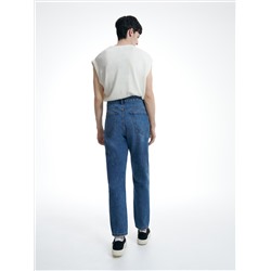 Jeans im Carrot-Fit in Used-Optik