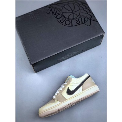 Кроссовки Air Jorda*n 1 Low AJ1