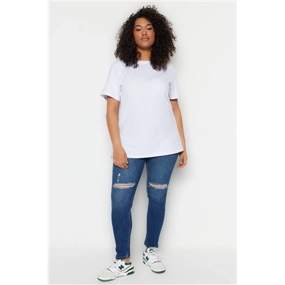 Beyaz Boyfriend Bisiklet Yaka Yırtmaçlı %100 Pamuk Örme T-Shirt TBBSS22BF0031