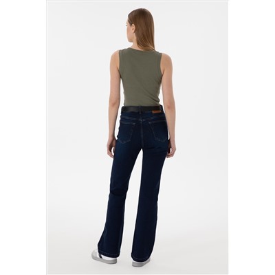 Kadın Koyu Mavi Slim Flare Fit Jean Pantolon