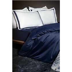 Jeanne Family Size Bordürlü Saten Nevresim Takımı - Beyaz/Lacivert