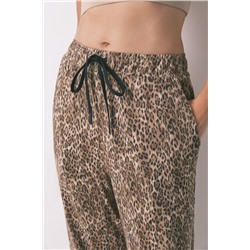 Pantalón largo carrot animal print marrón