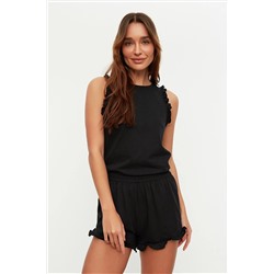TRENDYOLMİLLA Siyah Fırfır Detaylı Pamuklu Atlet-Şort Örme Pijama Takımı THMSS22AU0304