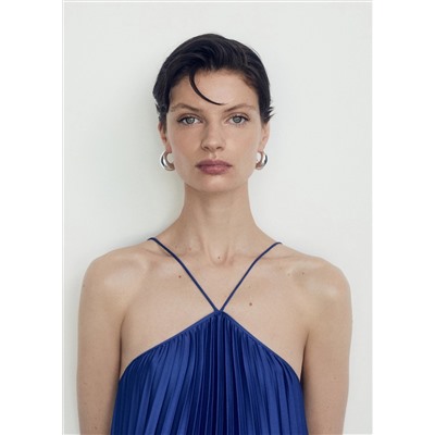 Vestido plisado cuello halter