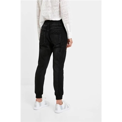 Pantalón jogger tobillero denim