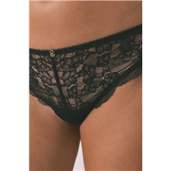 Tanga encaje negro