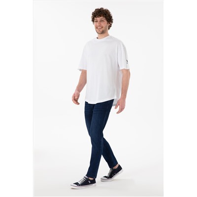 Erkek Long Fit Bisiklet Yaka Beyaz Basic Tişört