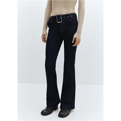 Jeans flare cinturón