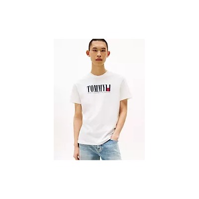 Tommy Jeans Retro Flag Logo T-Shirt