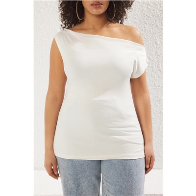 Ekru Çizgili Premium Yumuşak Kumaşlı Fitted Kayık/Madonna Yaka Esnek Örme Bluz TBBSS25AF00029