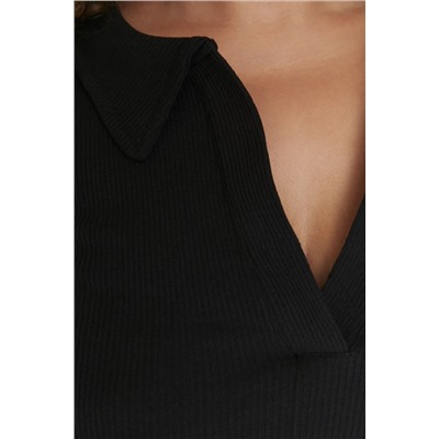Siyah Vücuda Oturan Fitilli Örme Gömlek Yaka Çıtçıtlı Body TBBAW23CS00007