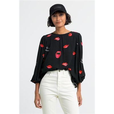 Blusa vaporosa bocas