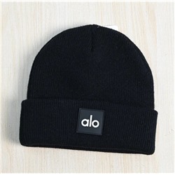 Вязаная шапка с нашивками из мягкой кожи AL*O ОРИГИНАЛ!