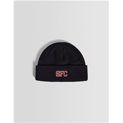 Short varsity beanie