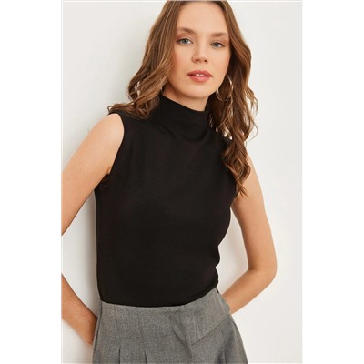 Olalook, Kadın Siyah Dik Yaka Soft Touch Esnek Bluz BLZ-19002766