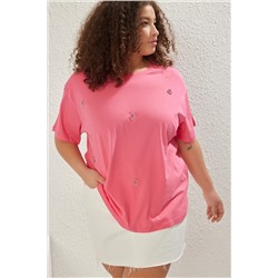 Pembe Kalp Aksesuar Detaylı Oversize %100 Pamuk Örme T-shirt TBBSS24BF00008