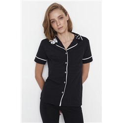 TRENDYOLMİLLA Siyah Yaka Kuzu Baskılı Dar Kalıp Gömlek-Pantolon Örme Pijama Takımı THMAW22PT0704