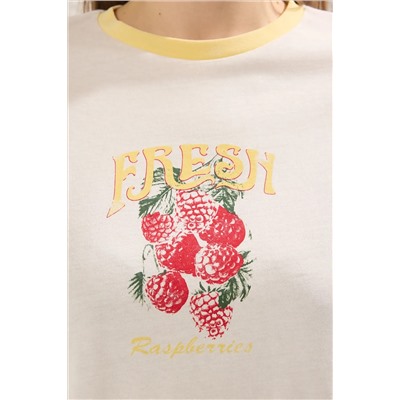 Sarı Boyfriend Fit Basklı Yıkamalı %100 Pamuk Büyük Beden Örme T-Shirt TBBSS25BF00055