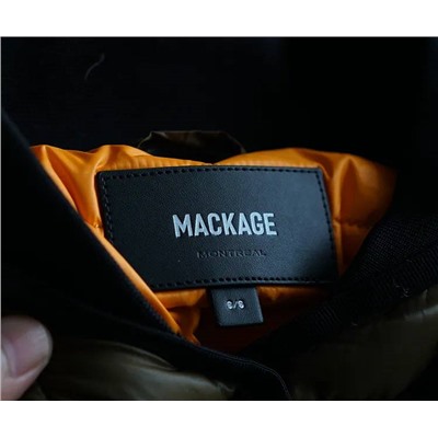 Mackag*e женская куртка - трансформер, отшиты на фабрике из остатков оригинальных тканей бренда, начало продаж 21.10 в 20:00!
