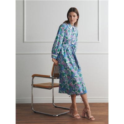 Gemustertes kleid
