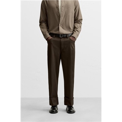 PANTALÓN BAJO CON VUELTA
