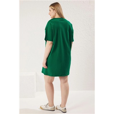 Yeşil Bisiklet Yaka Leopar Baskılı %100 Pamuk Örme Büyük Beden T-shirt Elbise TBBSS23AH00163