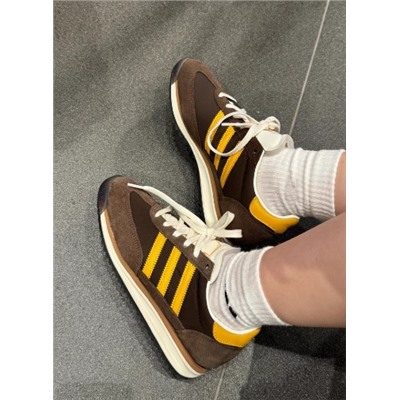 Приехали мои долгожданные, трендовые кроссовки Adida*s Sl-72, упакованы в коробку и брендовый пакет ! Такую расцветку мало где найдешь за такую цену😍